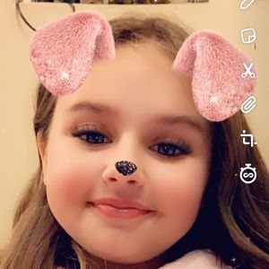 Meet your Posher, Serina